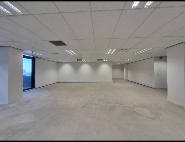 160M² OFFICE FOR SALE IN ILLOVO